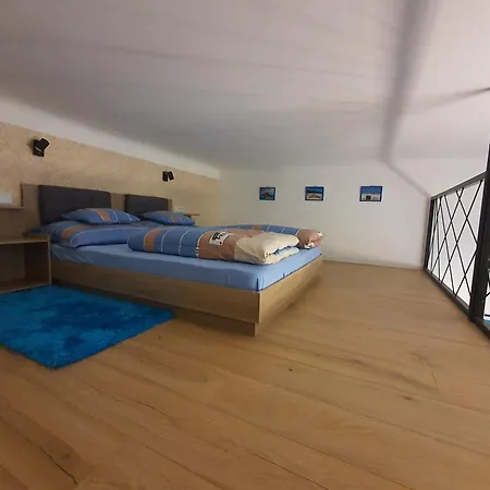Blue Apple Apartment
