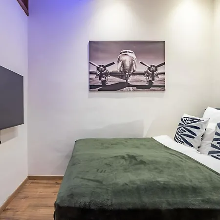 Very - New - Easy Sleep Apartment *