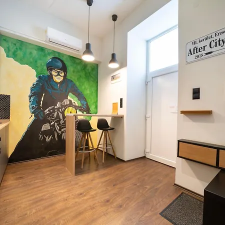 Park Corner Loft Near Heroes' Square Apartament