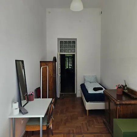 Ligeti Ruin * Budapešť