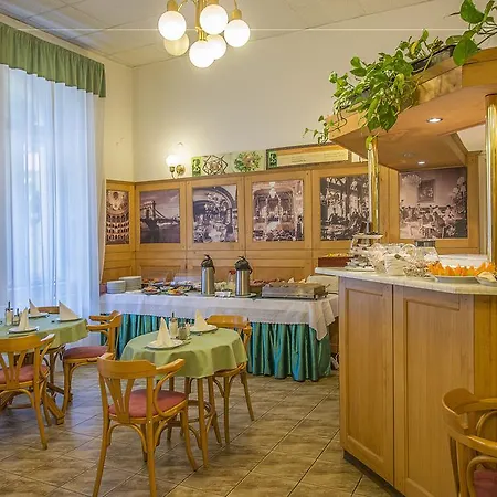 Peregrinus Hotel