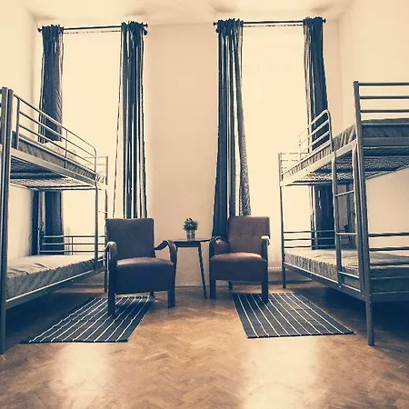 Lägenhetshotell Hedonist 3*