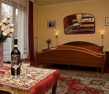 Bed & Breakfast Budavar 3*