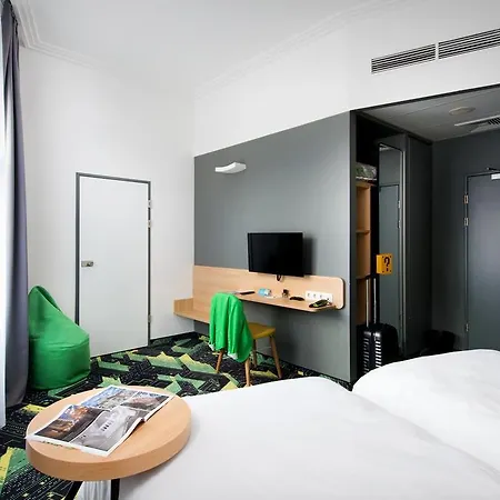 Hotel Ibis Styles Center 3*