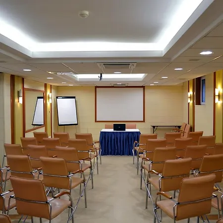 Hotell Veritas 3*