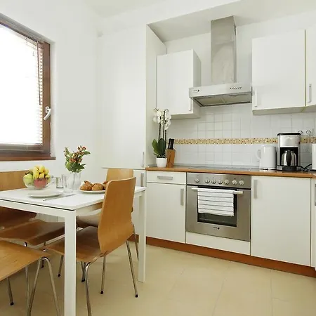 Aparthotel Park 4*