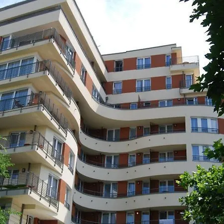 Escala & Hotel Budapeste