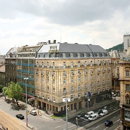 Danubius Astoria Center 4*