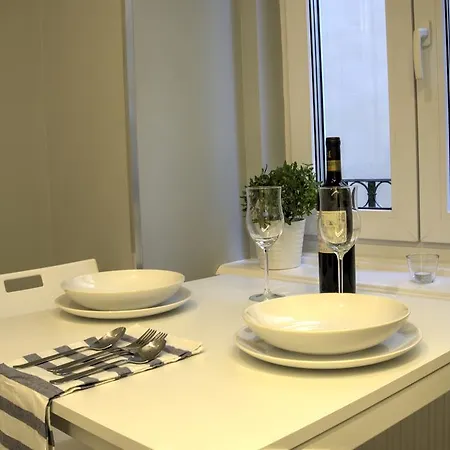 Hild-1 Apartment