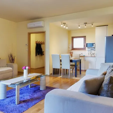 Trendy Deluxe 4* Budapeşte