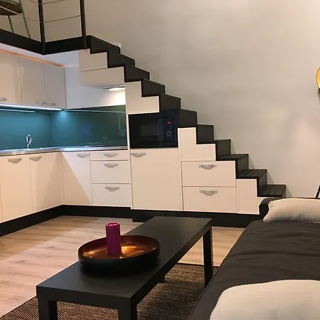 Standard By Hi5 - Terez 35 Budapest
