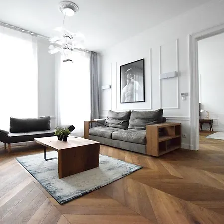 Luxury By Hi5 - Szervita Apartmán Budapešť