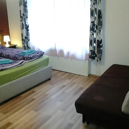 Apartment Downtown *