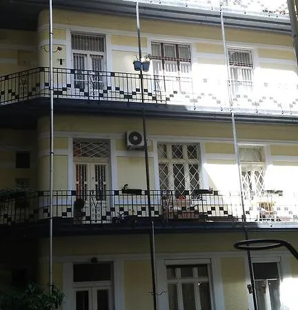 Apartment Downtown Budapest