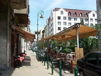 Pop Up - Downtown Hostal