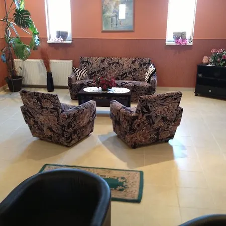 Timon Hotel