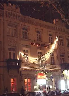 Hold Hotel 3*