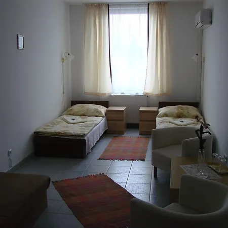 Timon Hotel 3*