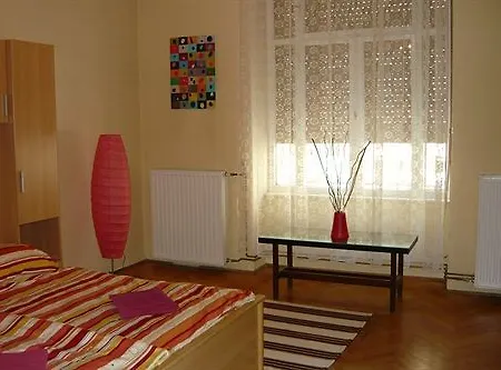 Boomerang Hostal Budapest