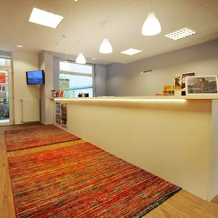 Hotel apartamentowy Madison 3*