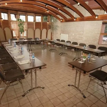 Hunor Hotell 3*