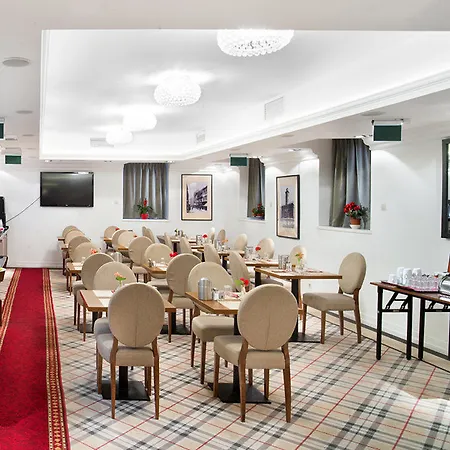 Hotel Mirage Medic 4*