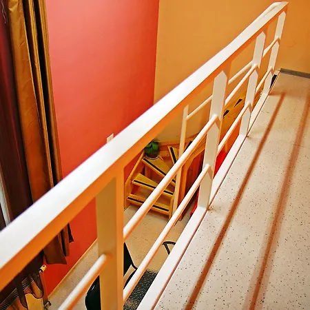 Budget Hostel *