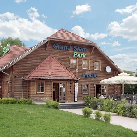 Grand Slam Park 3* Budapest