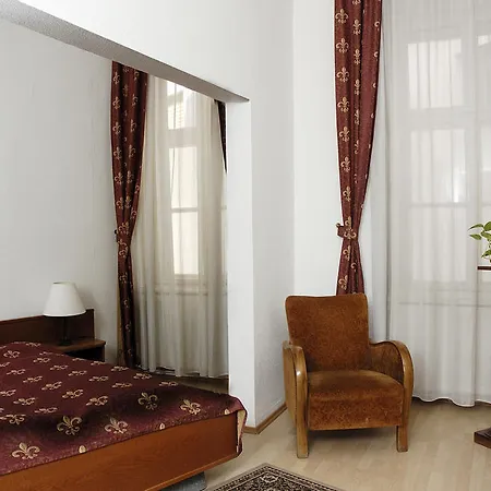 Апарт-отель Kalvin House 3*