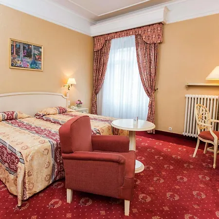 Danubius Astoria Center 4*