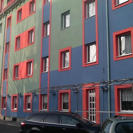 Polus Budapest
