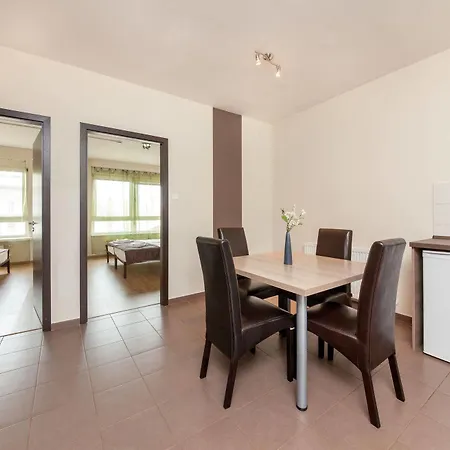 Florin Aparthotel