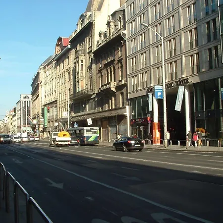 Hotel Ace & Budapest