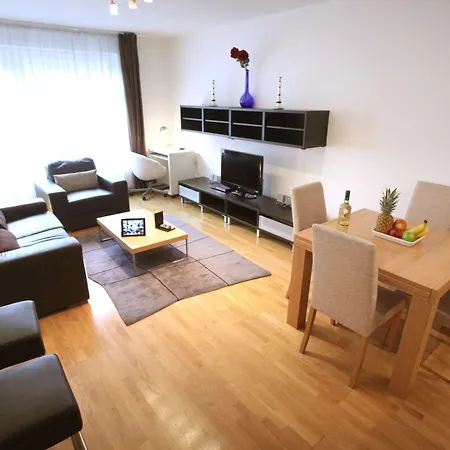 Hotel apartamentowy Madison 3*