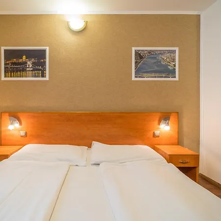 Hotel Easy Star