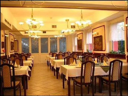 Polus 3* Budapest