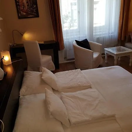 Connection 3* Budapeste