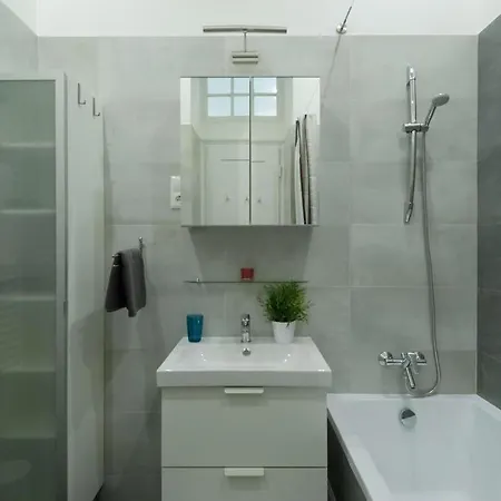 D52 Budapest