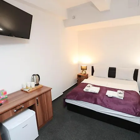 Hotell California