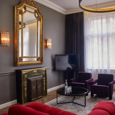 Collect - Adults Only Hotel Budapest