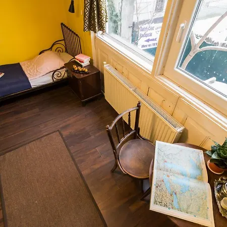 Baroque & Coworking Albergue Budapeste