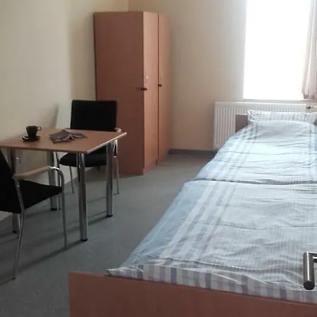Hostel Maglodi Uti Munkavallaloi
