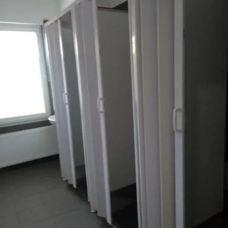 Maglodi Uti Munkavallaloi Budapest