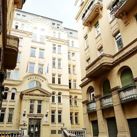Hostal Pop Up - Downtown *