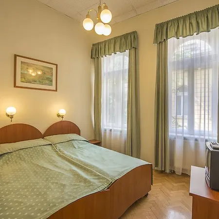 Peregrinus Hotel 3* Budapest