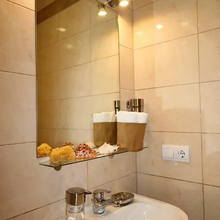 Apartment Castle Court *