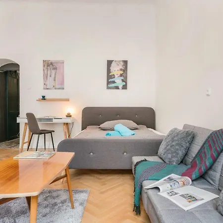 Apartamento Park Rest With Air Condition Budapeste