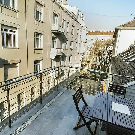 Madison Hotel apartamentowy 3*