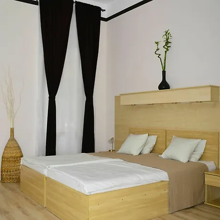 Centrooms House Casa de hóspedes