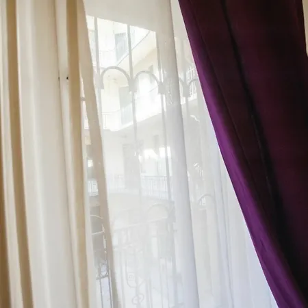 Piano Pop Apartment *